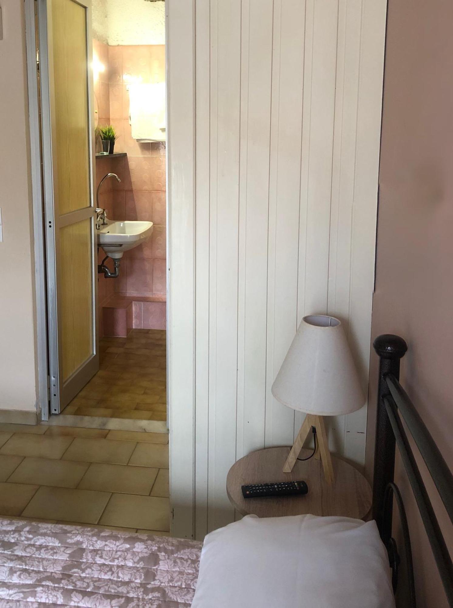 Kroussos rooms Argostoli (Kefalonia) Exterior foto
